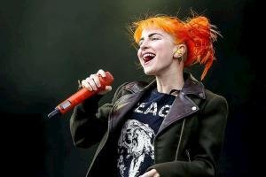Paramore, Hayley Williams solista en 2020
