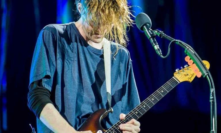 Josh Klinghoffer durante un concierto
