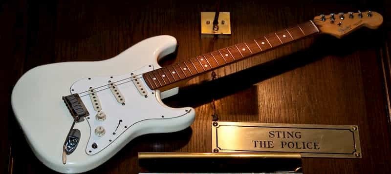 La Fender de Sting de Police
