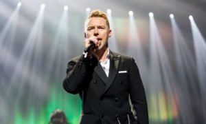 Ronan Keating en concierto en 2019