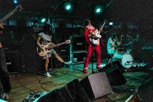 Deerhoof en concierto en 2019
