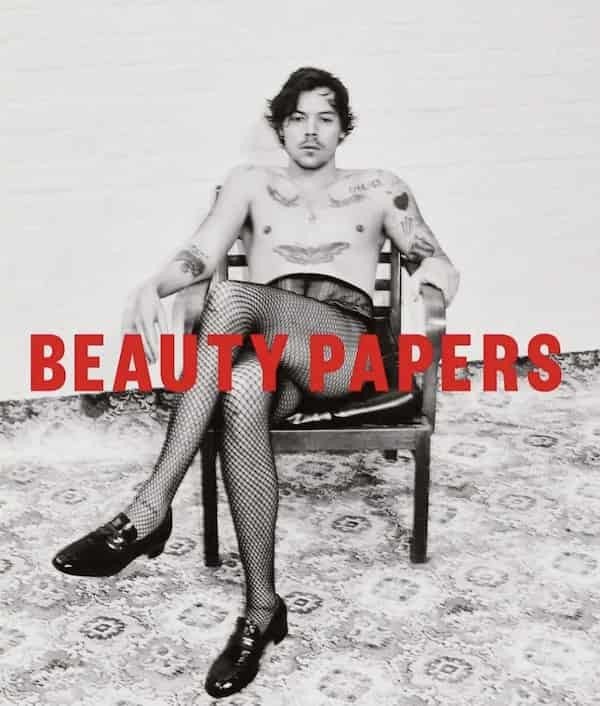 Harry Styles en medias de red para la revista Beauty Papers