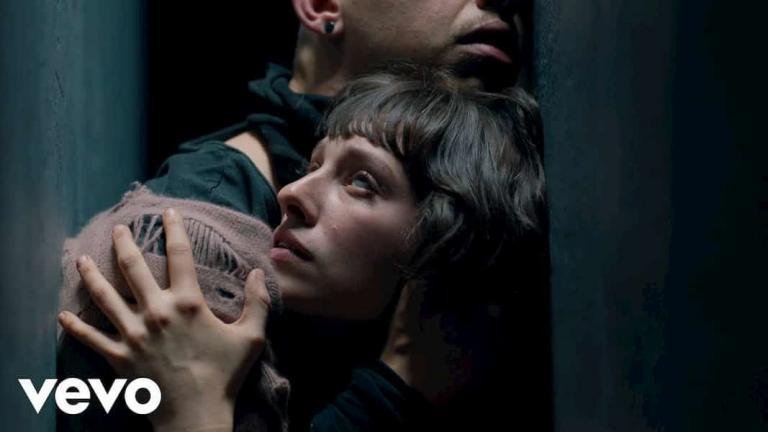 Justin Bieber lanza dos nuevos videos musicales All Around Me y Habitual