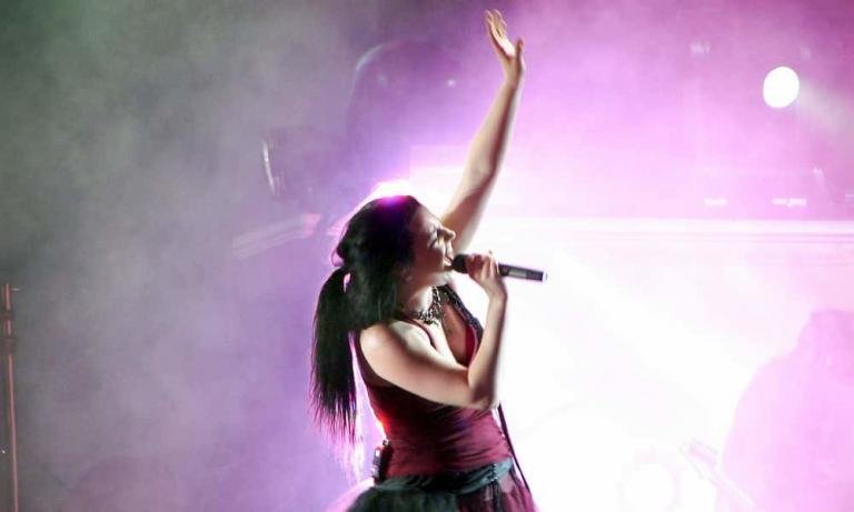 Evanescence con la cantante Amy Lee