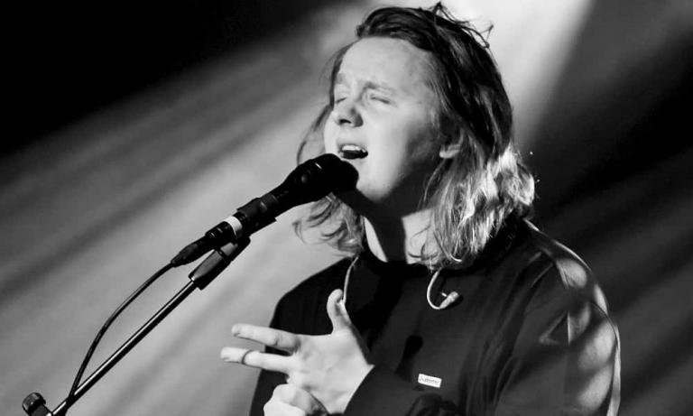 Lewis Capaldi live en 2020