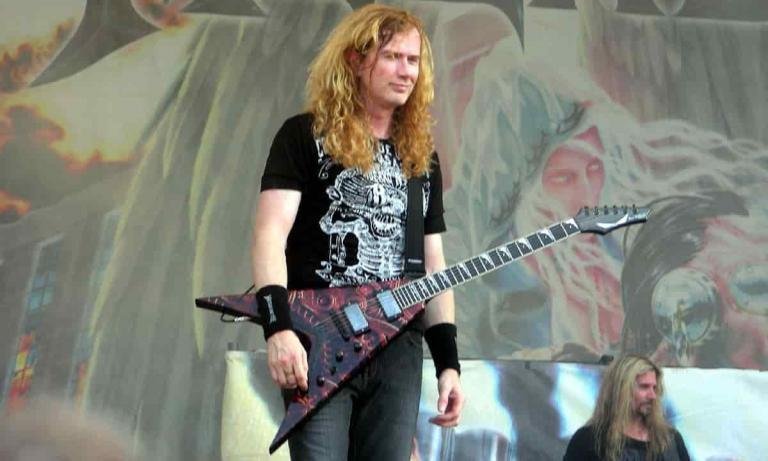 Dave Mustaine de Megadeth descansa