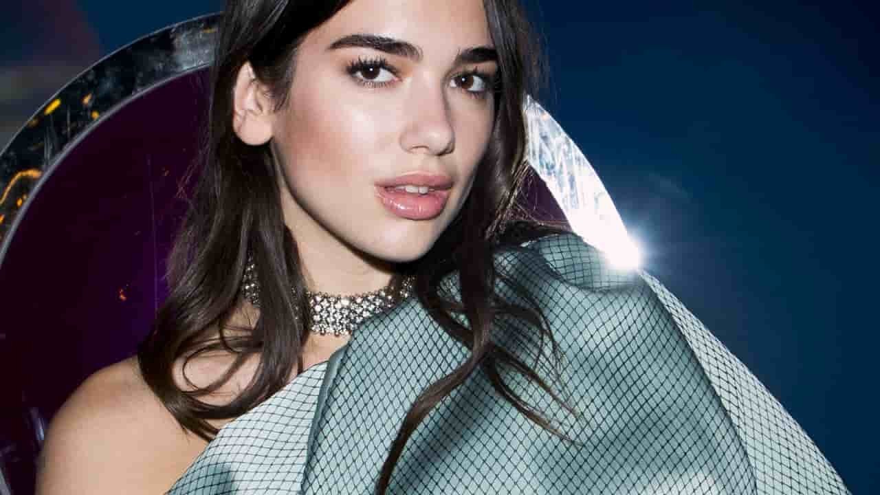 Dua Lipa vanitosa