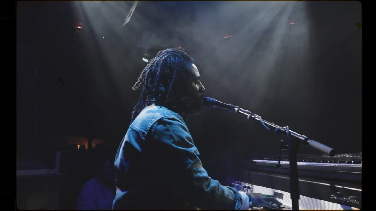 Aaron Taylor Shooting Star