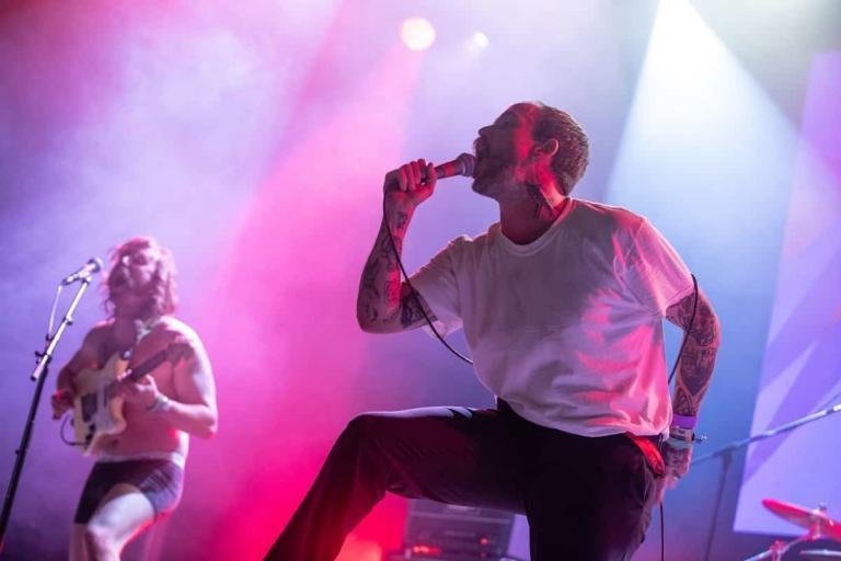 Idles en 2019