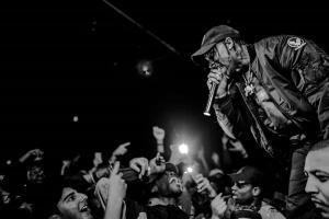 Travis Scott live con fans