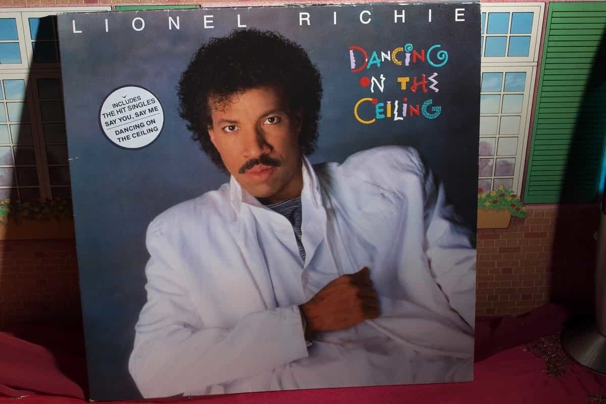 Una portada de Lionel Richie