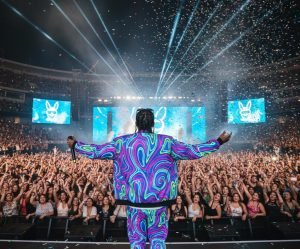 Bad Bunny en el Super Bowl: Todo lo Que Necesitas Saber Sobre su Actuación Histórica